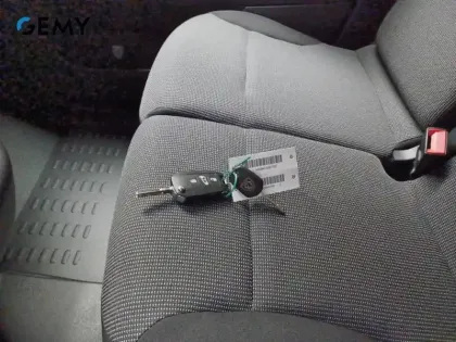 Photo 15 Peugeot Partner  FOURGON M DIESEL 100 CH MANUELLE