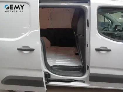 Photo 16 Peugeot Partner  FOURGON M DIESEL 100 CH MANUELLE