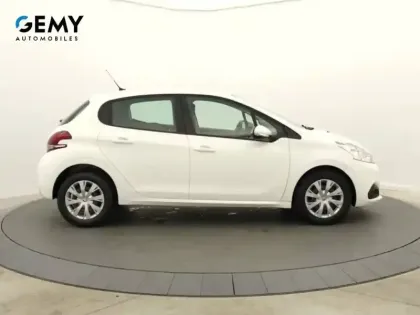 Photo 24 Peugeot 208  AFFAIRE BLUEHDI 100 S&S BVM5