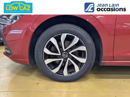 Photo 8 Volkswagen Golf  1.0 eTSI OPF 110 DSG7