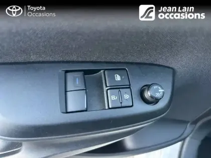 Photo 19 Toyota Yaris  70 VVT-i