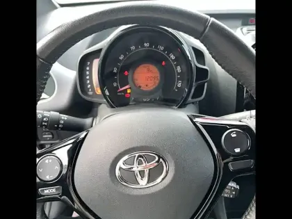 Photo 13 Toyota Aygo  1.0 VVT-i