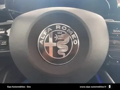 Photo 14 Alfa Romeo Junior  Elettrica 156 ch