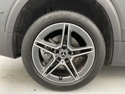 Photo 52 Mercedes GLB  200 d 8G-DCT