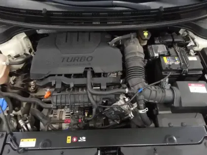 Photo 99 Kia Stonic  1.0 T-GDi 100 ch MHEV iBVM6