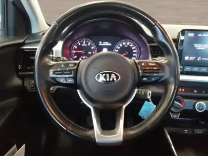 Photo 12 Kia Stonic  1.0 T-GDi 100 ch MHEV iBVM6