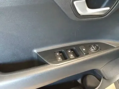 Photo 22 Kia Stonic  1.0 T-GDi 100 ch MHEV iBVM6