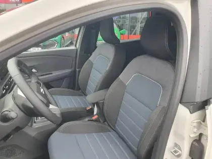 Photo 18 Dacia Jogger  Hybrid 155 7 places