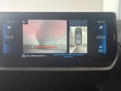 Photo 31 Peugeot 2008  PureTech 130 S&S EAT8