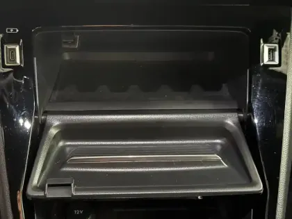 Photo 21 Peugeot 2008  PureTech 130 S&S EAT8