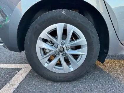 Photo 16 Skoda Fabia  1.0 TSI 95 ch BVM5