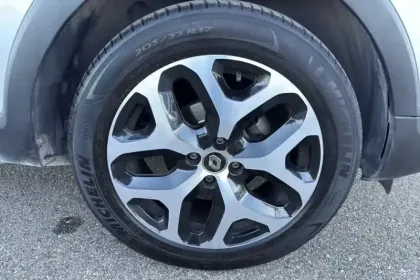 Photo 11 Renault Captur  TCe 90