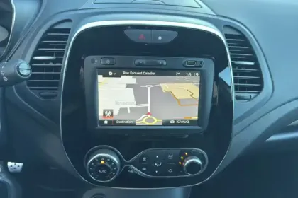 Photo 19 Renault Captur  TCe 90