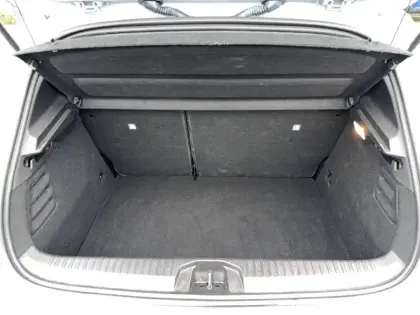 Photo 17 Renault Clio  E-Tech full hybrid 145