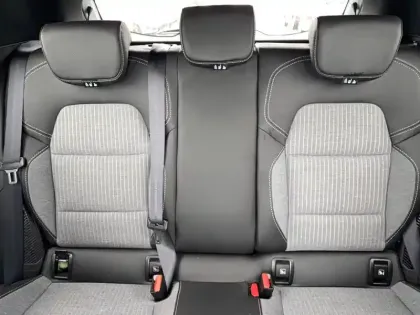 Photo 24 Renault Clio  E-Tech full hybrid 145