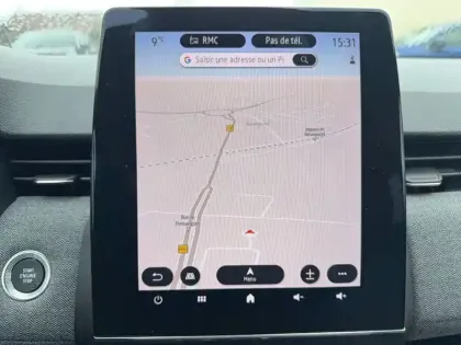 Photo 22 Renault Clio  E-Tech full hybrid 145