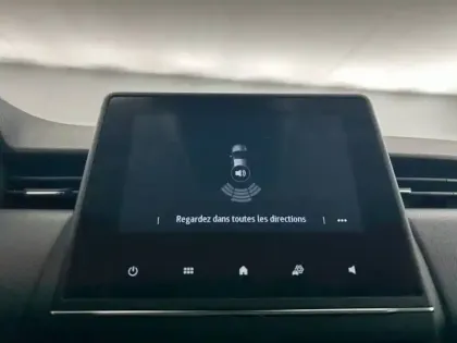 Photo 54 Renault Clio Gén. V (BJA) Ph1 Business 5