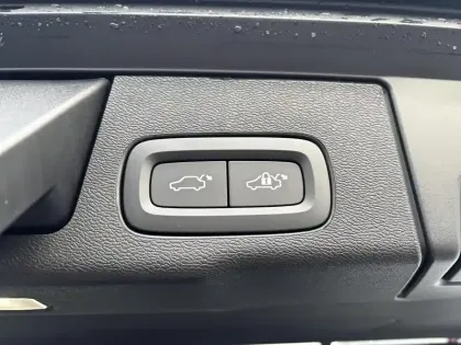 Photo 18 Volvo Xc60  T6 AWD Hybride rechargeable 253 ch+145 ch Geartronic 8