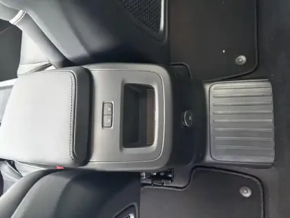 Photo 16 Volvo Xc60  T6 AWD Hybride rechargeable 253 ch+145 ch Geartronic 8