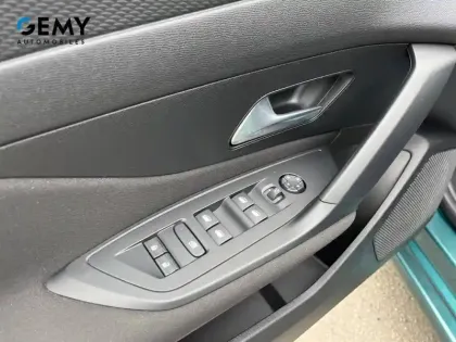 Photo 11 Peugeot 308  SW PureTech 130ch S&S EAT8