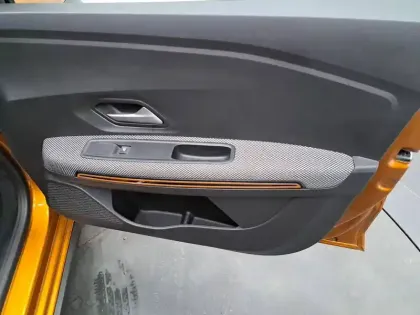 Photo 25 Dacia Sandero  TCe 90