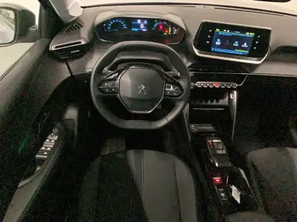 Photo 41 Peugeot 208  Electrique 50 kWh 136ch