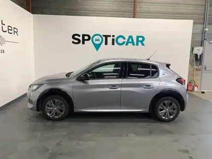 Photo 7 Peugeot 208  Electrique 50 kWh 136ch