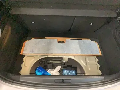 Photo 19 Peugeot 208  Electrique 50 kWh 136ch