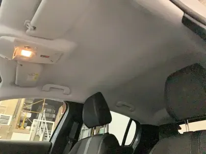 Photo 17 Peugeot 208  Electrique 50 kWh 136ch