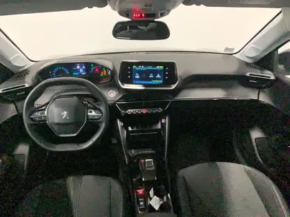 Photo 35 Peugeot 208  Electrique 50 kWh 136ch