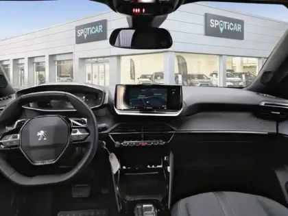 Photo 24 Peugeot 2008  BlueHDi 130 S&S EAT8