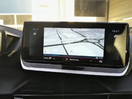 Photo 11 Peugeot 2008  BlueHDi 130 S&S EAT8