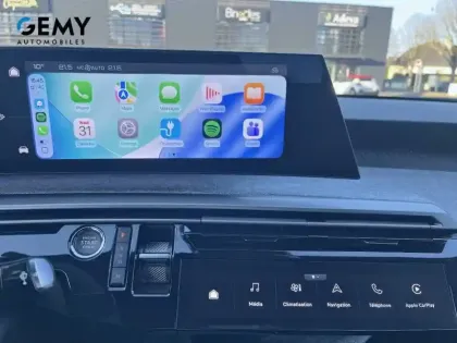 Photo 22 Peugeot 3008  Hybrid 136 e-DCS6