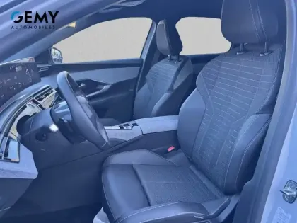 Photo 8 Peugeot 3008  Hybrid 136 e-DCS6