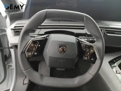 Photo 39 Peugeot 3008  Hybrid 136 e-DCS6