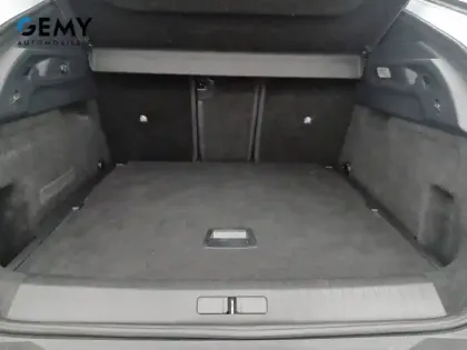 Photo 32 Peugeot 3008  Hybrid 136 e-DCS6