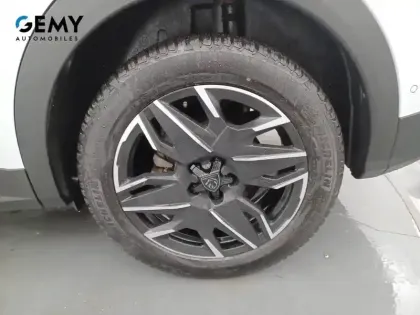 Photo 37 Peugeot 3008  Hybrid 136 e-DCS6