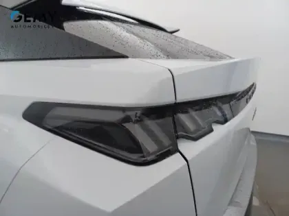 Photo 43 Peugeot 3008  Hybrid 136 e-DCS6