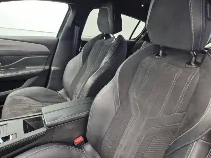 Photo 47 Peugeot 308  PHEV 180 e-EAT8