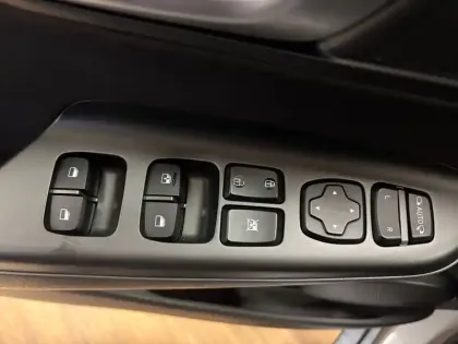 Photo 21 Hyundai Kona  Hybrid 141