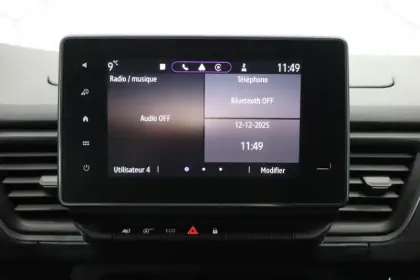 Photo 34 Renault Trafic  CA L2H1 3000 KG BLUE DCI 130