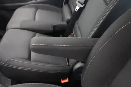 Photo 37 Renault Trafic  CA L2H1 3000 KG BLUE DCI 130