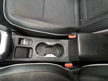 Photo 35 Renault Captur  TCe 100 GPL - 21