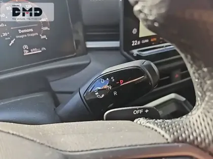 Photo 8 Volkswagen T-roc  1.5 eTSI EVO2 Hybrid 150 ch DSG7