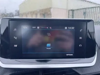 Photo 15 Peugeot 208  BlueHDi 100 S&S BVM6