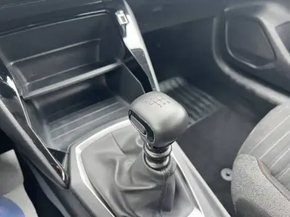 Photo 18 Peugeot 208  BlueHDi 100 S&S BVM6