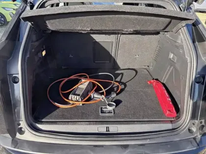 Photo 5 Peugeot 3008  Hybrid 225 e-EAT8