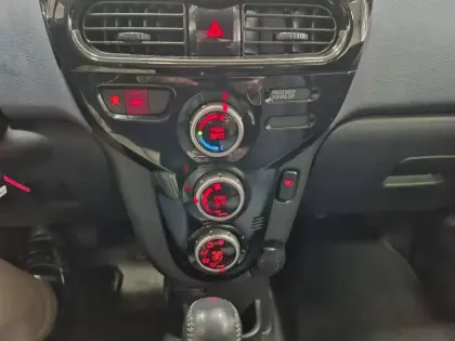 Photo 18 Peugeot Ion  Electrique