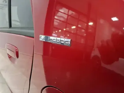 Photo 26 Peugeot Ion  Electrique