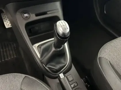 Photo 21 Renault Captur  TCe 90 - 19